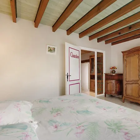 Vakantiehuis La Belgerie - Avec Piscine *